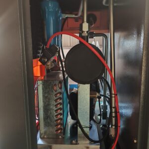 7.5kW VSD Screw Compressor with Dryer and Tank